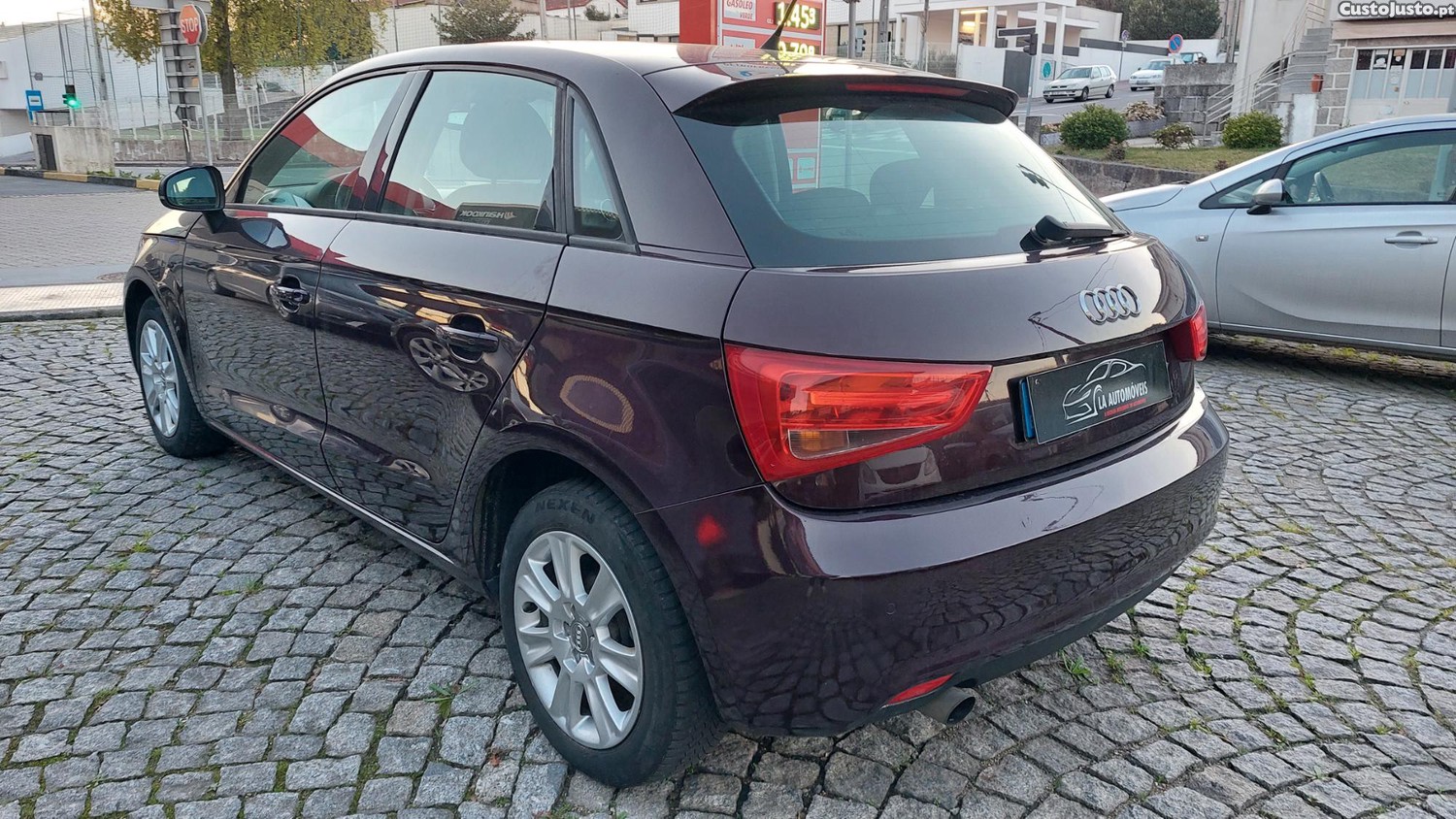 Audi A1 1.6 TDI5 portasmuito novo — fotografia 11