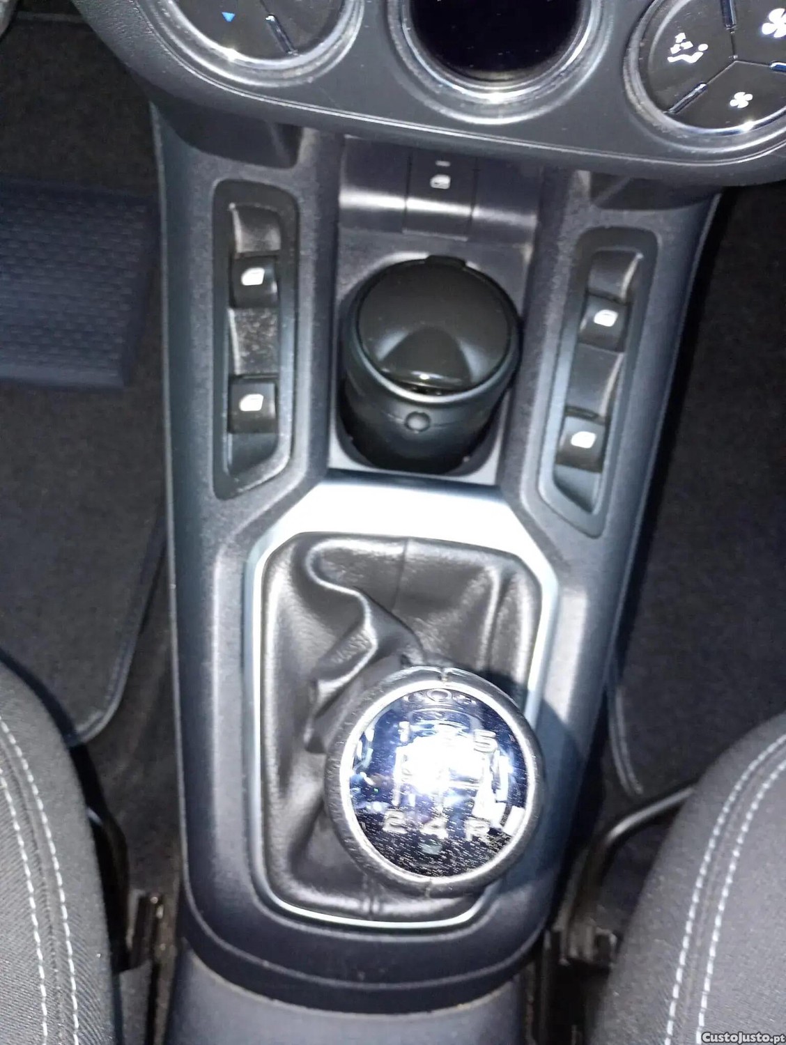 Citroën C-Elysée 1.6 BlueHDi Exclusive — fotografia 12