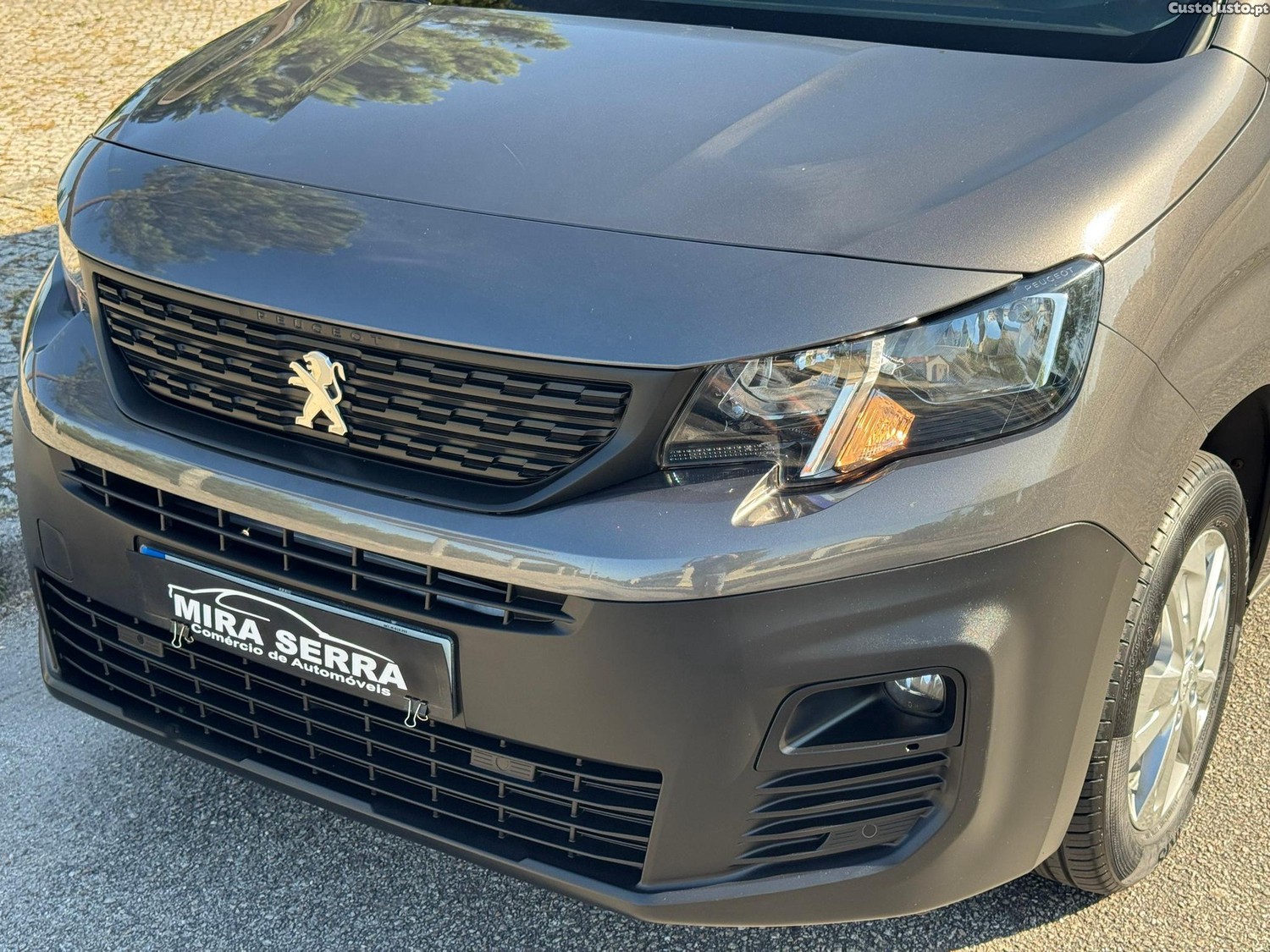 Peugeot Partner 1.5 BlueHDi Asphalt Standard EAT8 — fotografia 25
