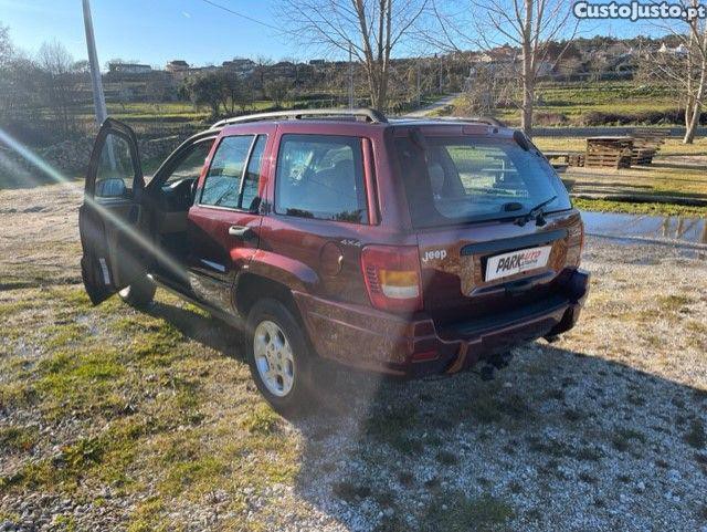 Jeep Grand Cherokee 3.1 Laredo td cx automática — fotografia 4
