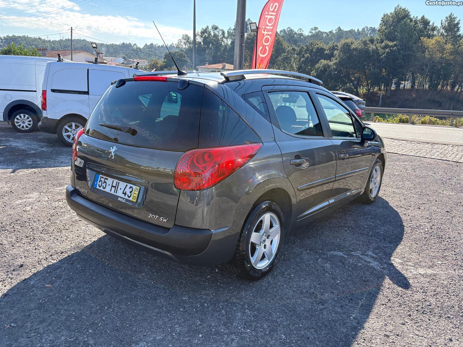 Peugeot 207 1.4 Sport — fotografia 23