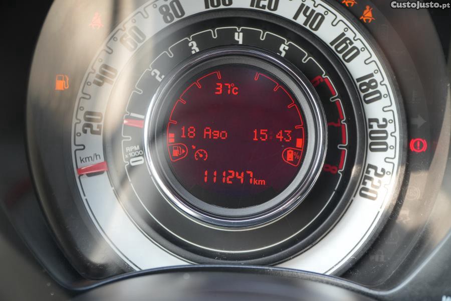 Fiat 500C 1.0 Hybrid Lounge — fotografia 7