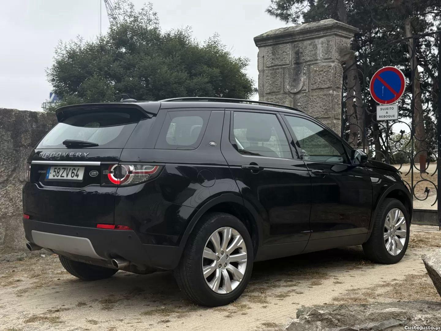 Land Rover Discovery 2.0 ed4 — fotografia 9