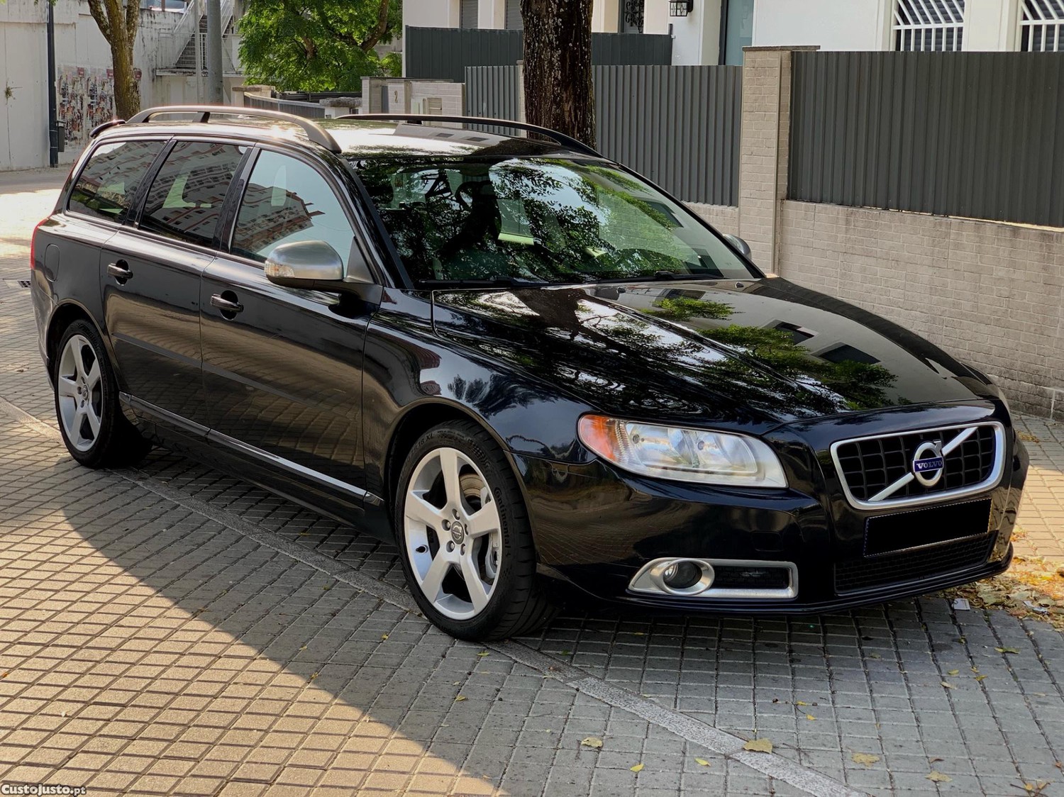 Volvo V70 D3 R-Design Geartronic — fotografia 11