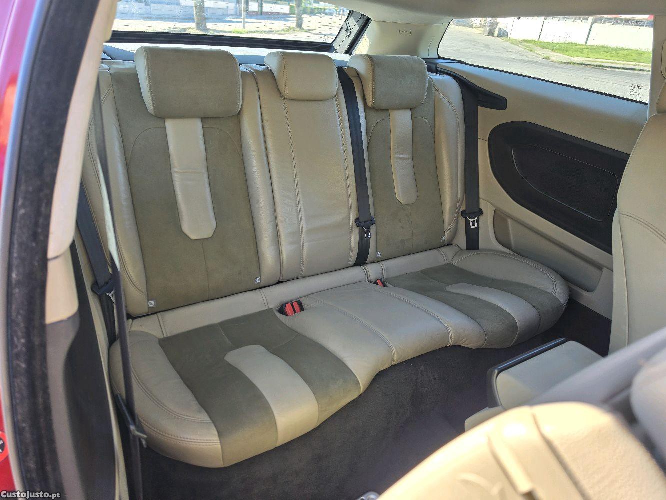 Land Rover Evoque 2.2 td4 — fotografia 6