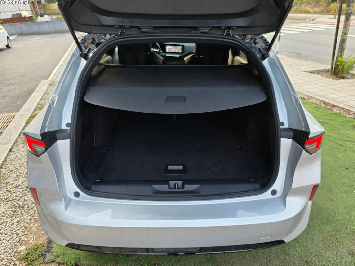 Opel Astra Sports Tourer 1.2 T Hybrid GS eDCT — fotografia 4