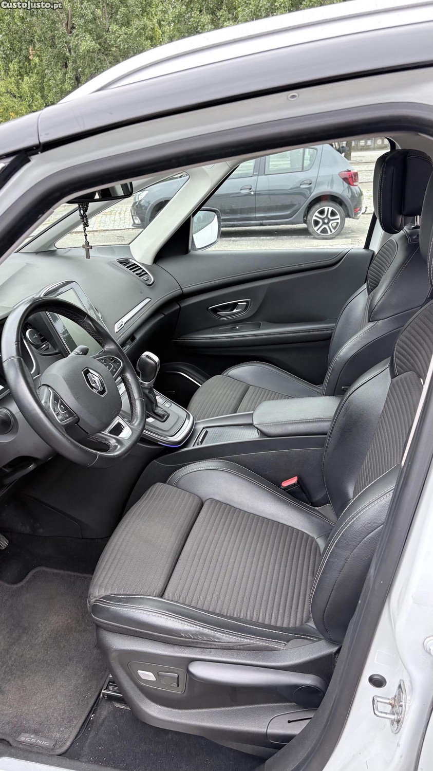 Renault Grand Scénic Bose — fotografia 9