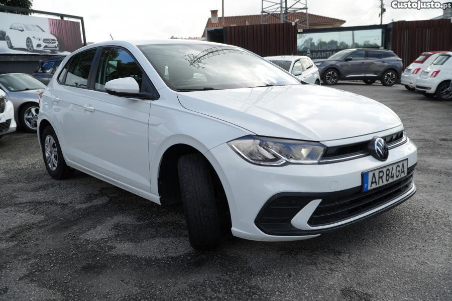 Volkswagen Polo 1.0 Confortline — fotografia 12