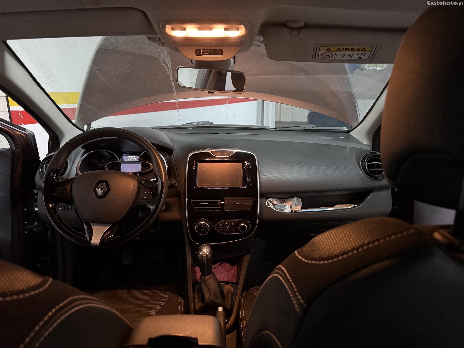 Renault Clio RENAULT CLIO SPORT TOURER - 15 foto 4
