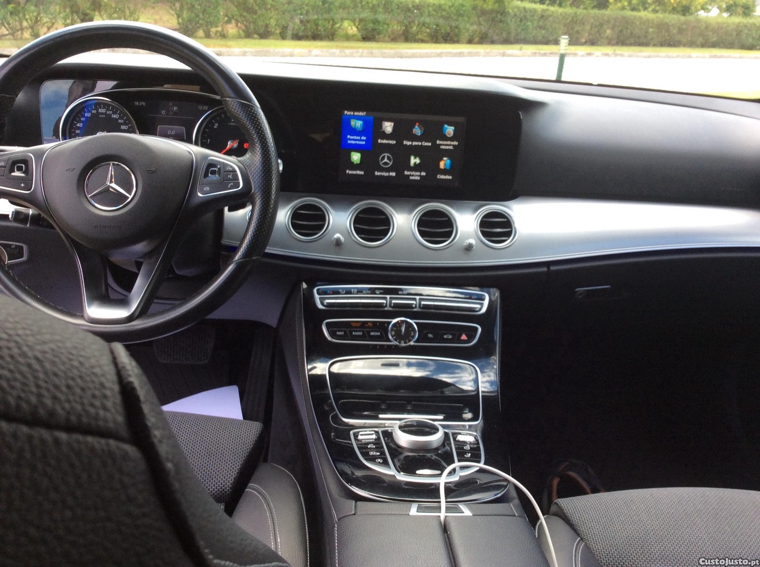 Mercedes-Benz E 220 Avantgard — fotografia 9
