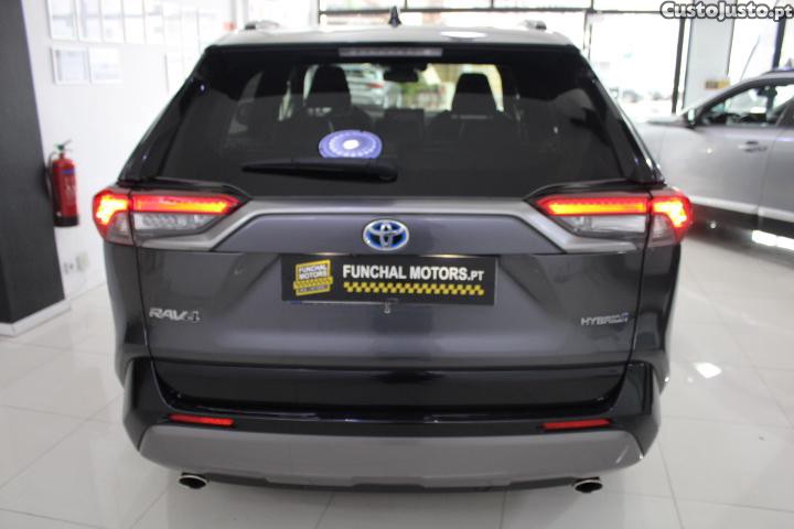 Toyota RAV4 2.5 HDF Square Collection — fotografia 2