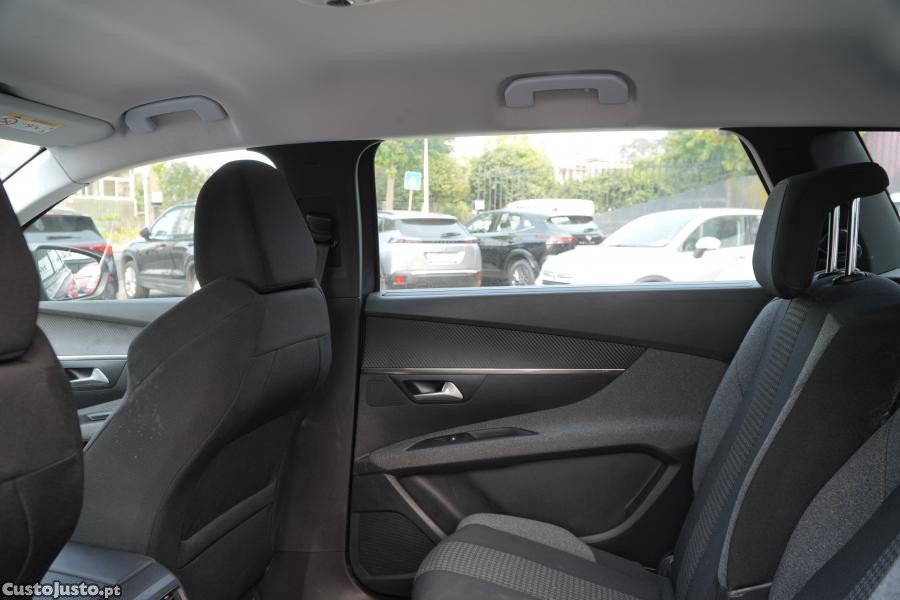 Peugeot 5008 1.2 PureTech Active — fotografia 6