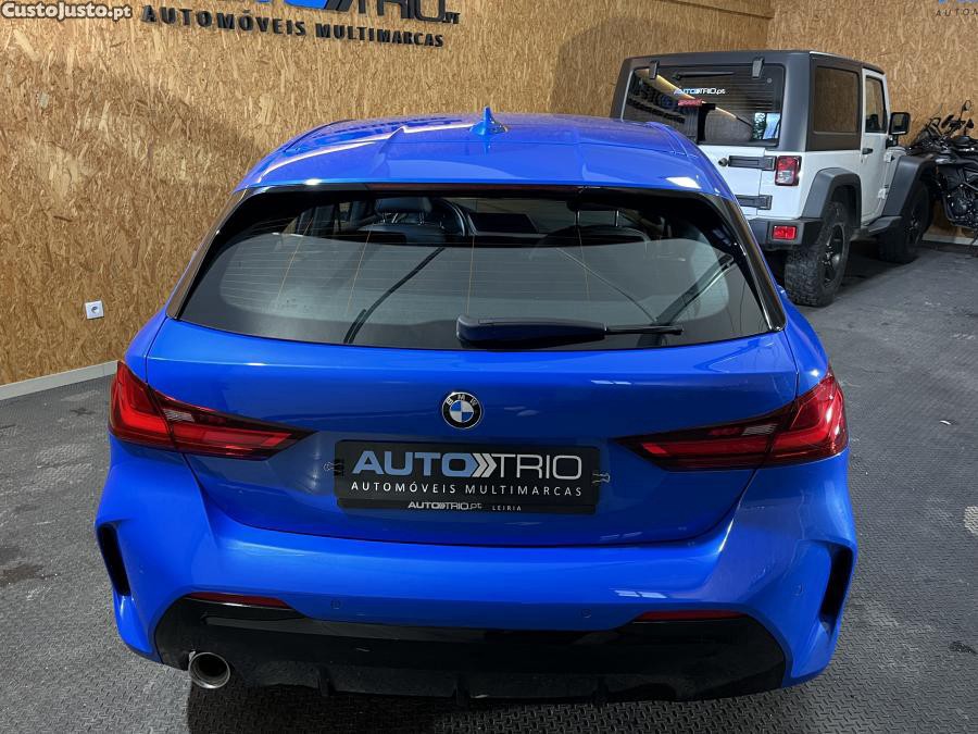 BMW 116 d Pack Desportivo M — fotografia 19