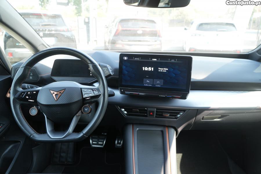 CUPRA Born 170kW/77kWh — fotografia 6