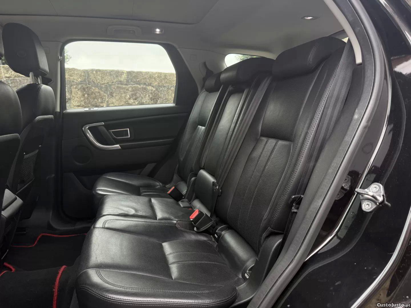 Land Rover Discovery 2.0 ed4 — fotografia 4