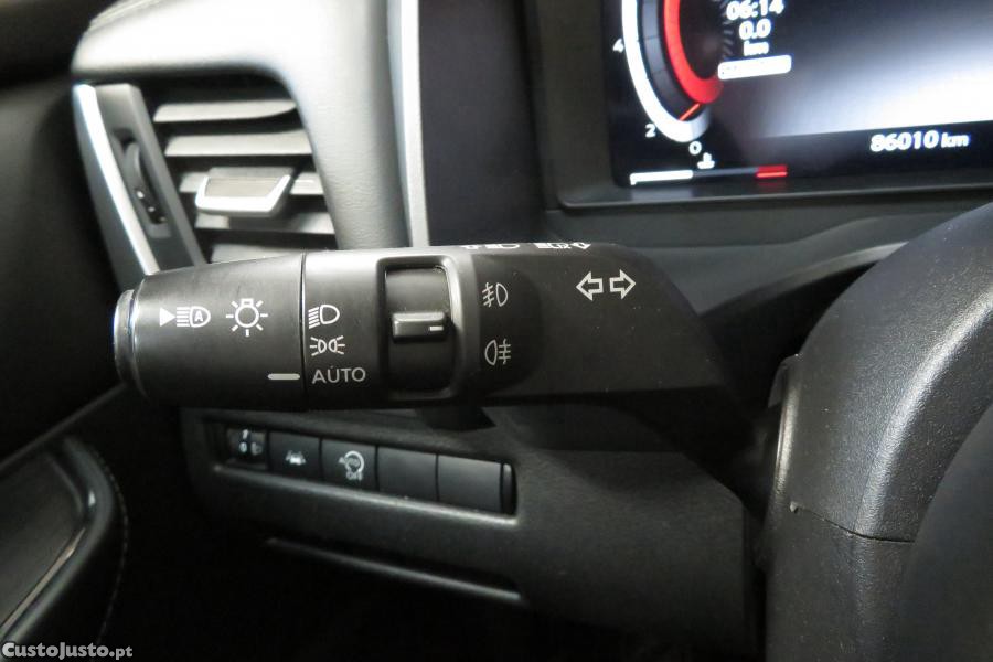 Nissan Qashqai 1.3 DIG-T N-Connecta — fotografia 19