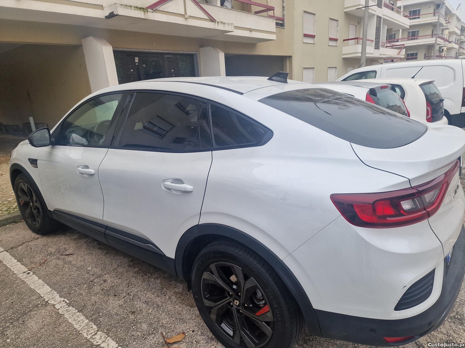 Renault Arkana E-Tech - 22 — photo 5