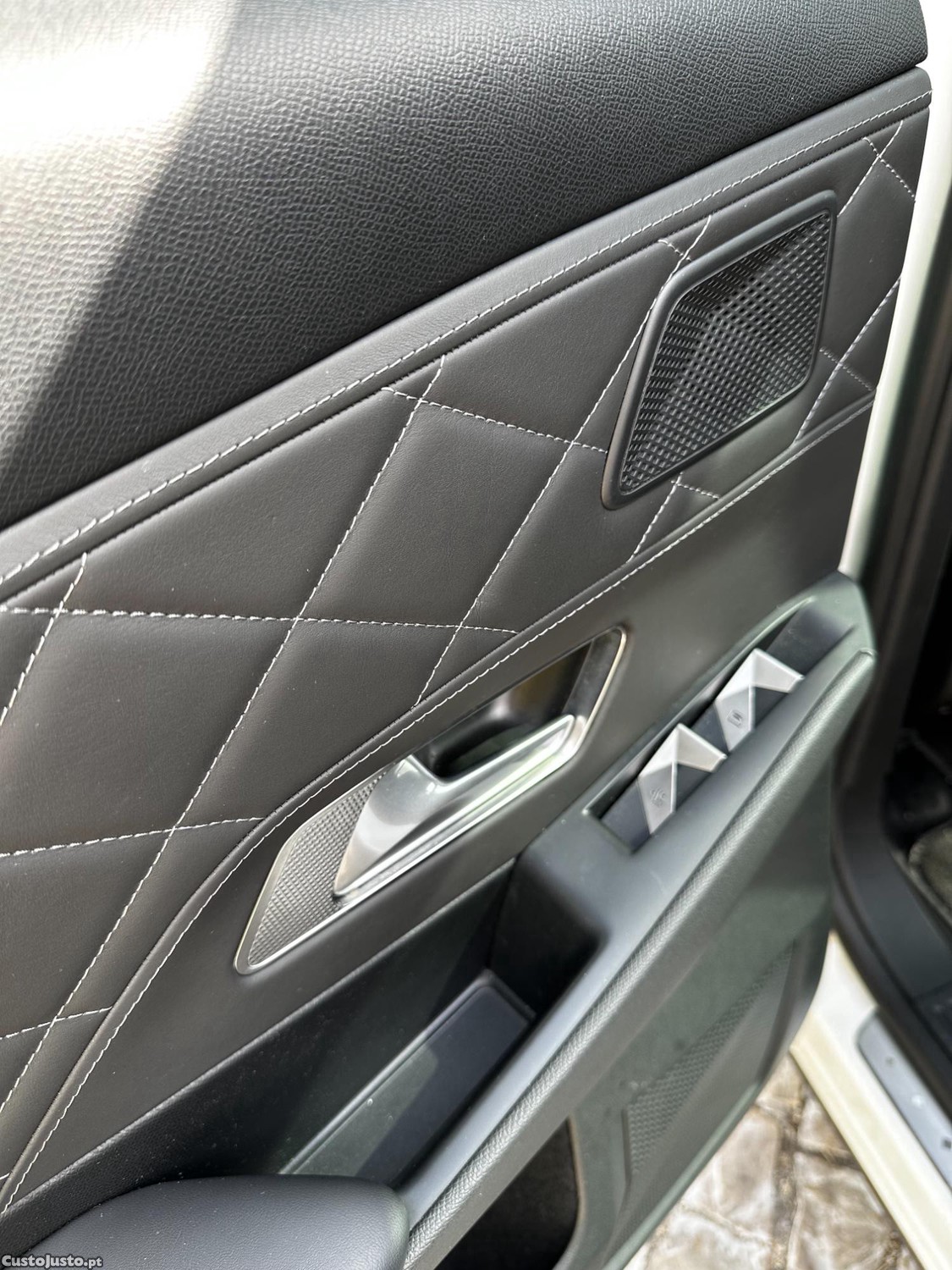 DS 7 7 Crossback — fotografia 3
