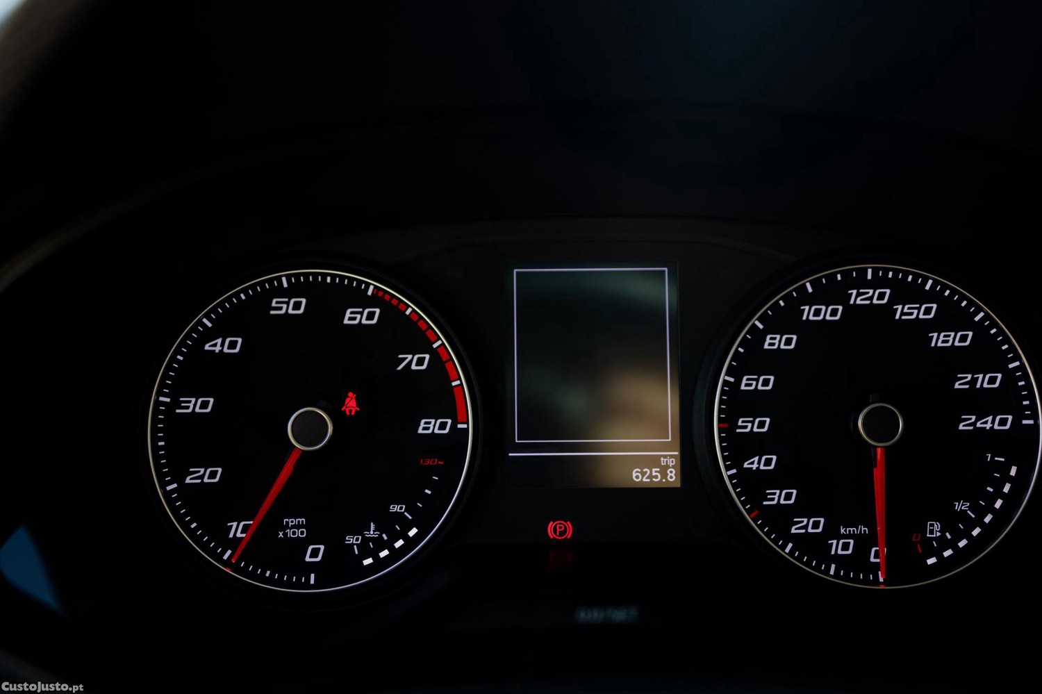 SEAT Arona 1.0 TSI Style Plus 5V 5P — fotografia 5