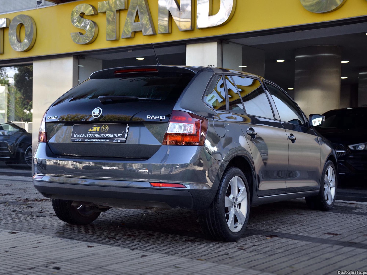 Skoda Rapid SpaceBack 1.4 Tdi Nacional 110.000kms - 18 foto 3