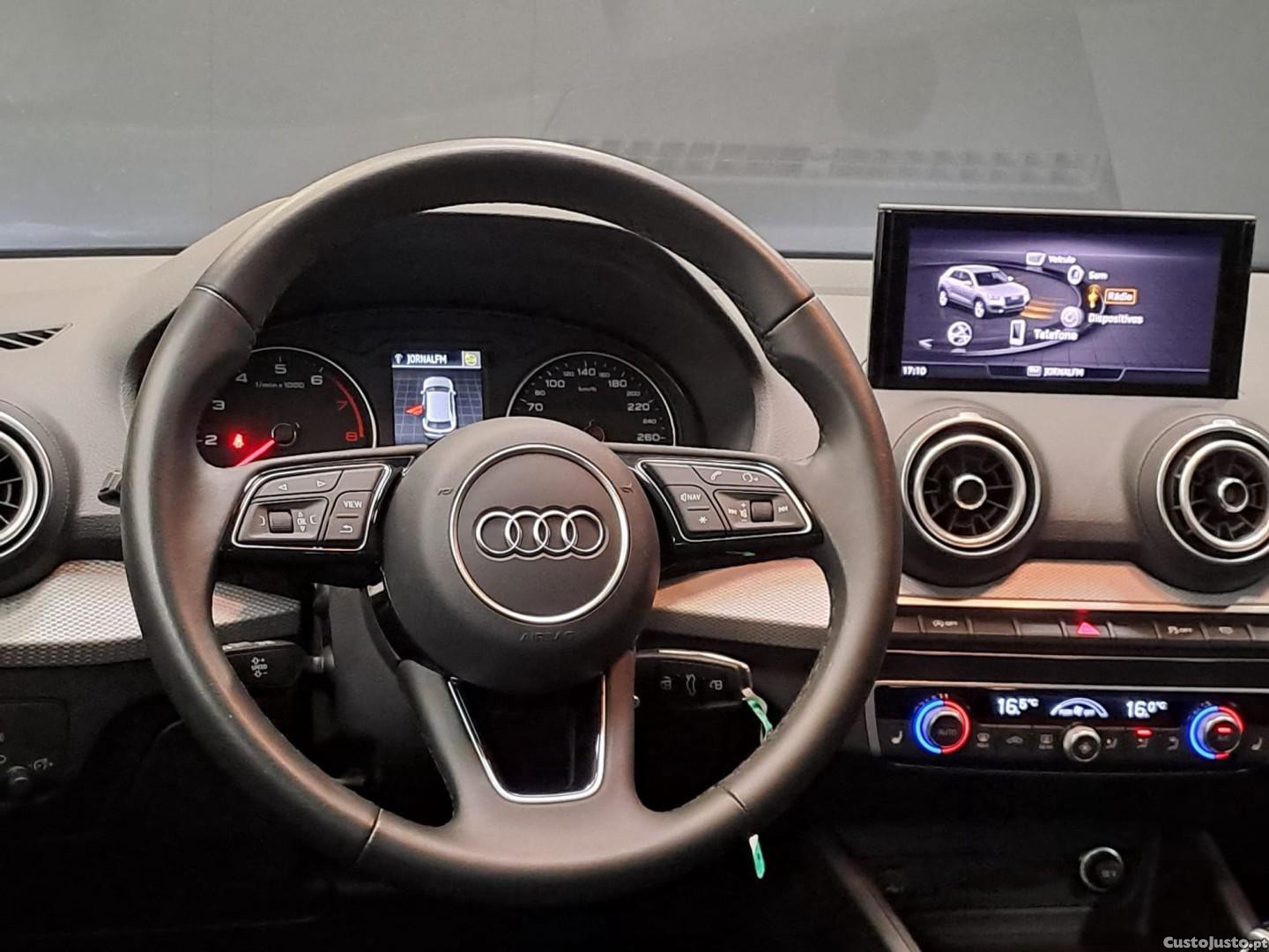 Audi Q2 30 TFSI Advanced — fotografia 9