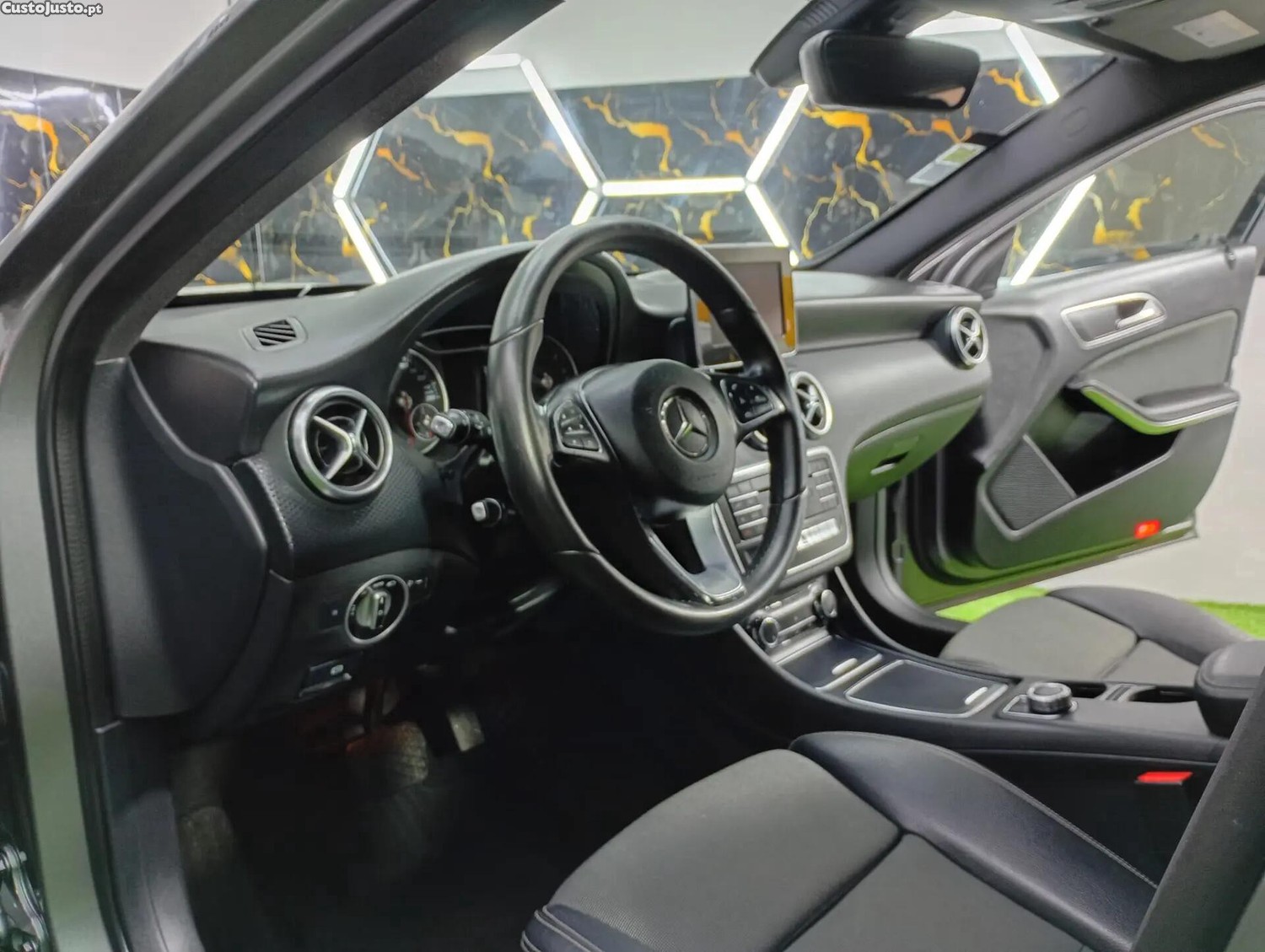 Mercedes-Benz A 180 CDI BE Style Aut. — fotografia 5