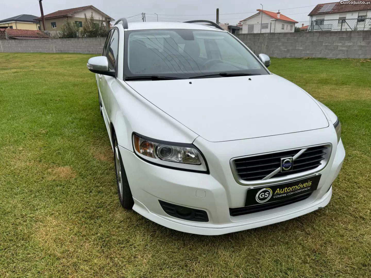 Volvo V50 1.6 d r-design — fotografia 8