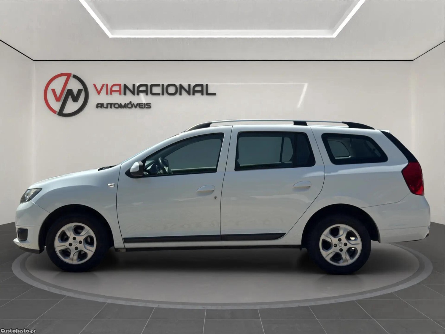 Dacia Logan 0.9 TCe Comfort Bi-Fuel — fotografia 14