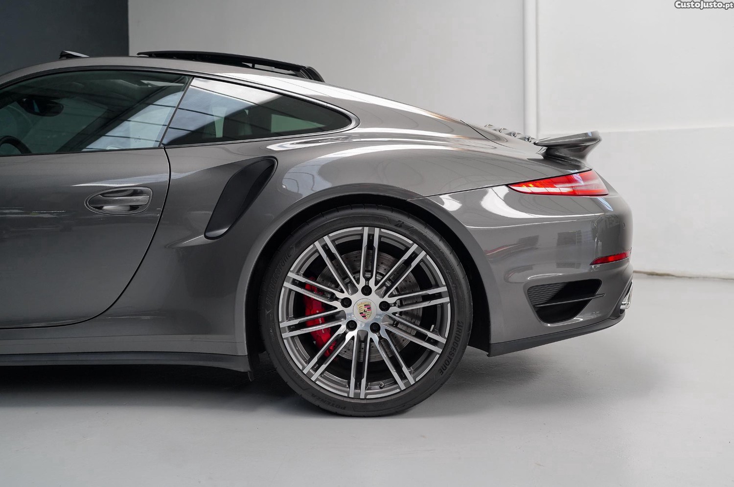 Porsche 911 991.1 Turbo — fotografia 11