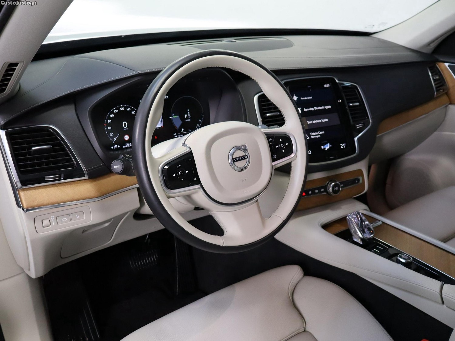Volvo XC 90 2.0 T8 PHEV Inscription AWD — fotografia 21