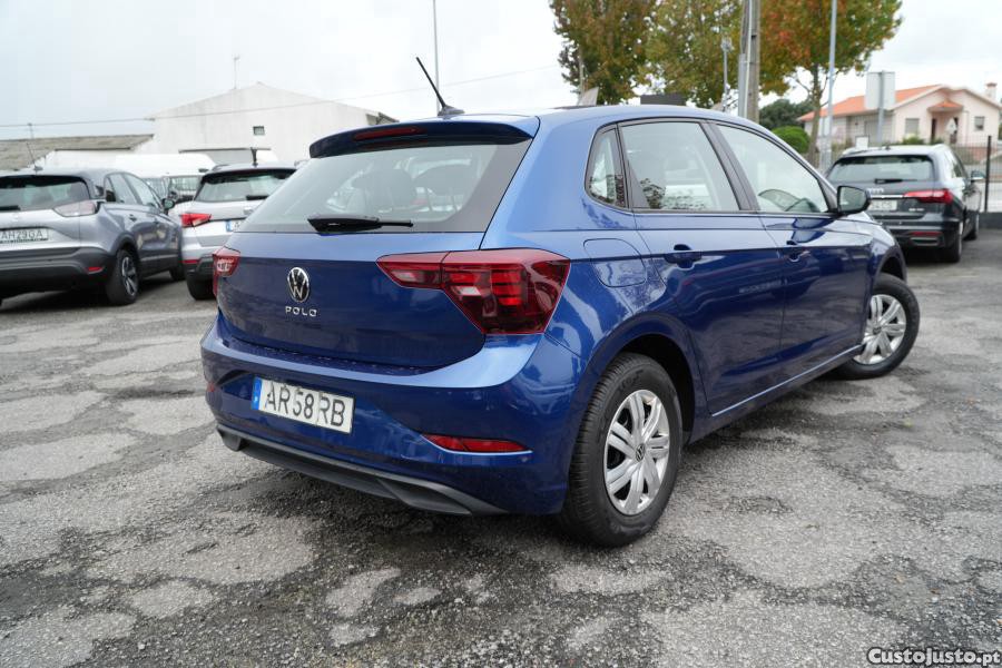 Volkswagen Polo 1.0 Confortline — fotografia 9