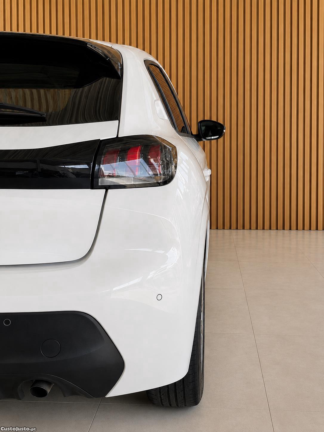 Peugeot 208 Active Pack 1.2 — fotografia 5