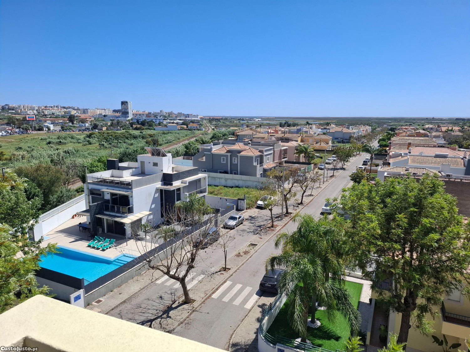 Faro, Montenegro