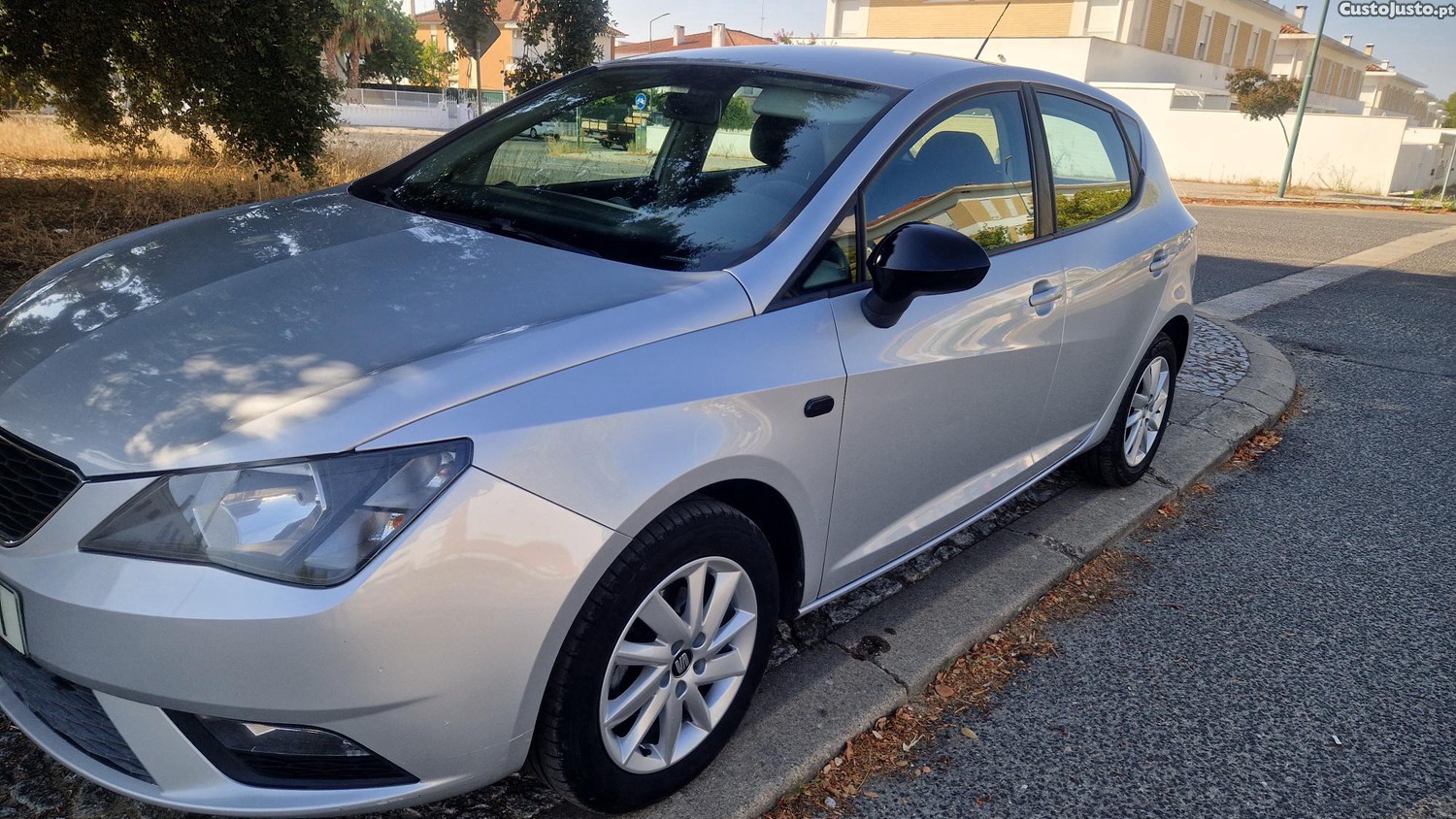 SEAT Ibiza 1.4tdi 90cvs 5 portas 5 lugares 12/2016 Nacional — fotografia 11