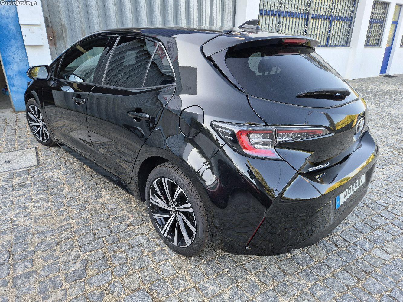 Toyota Corolla 1.2 Turbo 116cv — fotografia 3