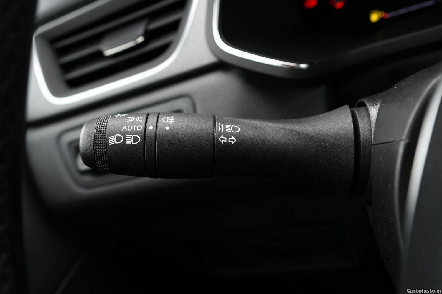 Renault Captur 1.0 TCe Techno — fotografia 11