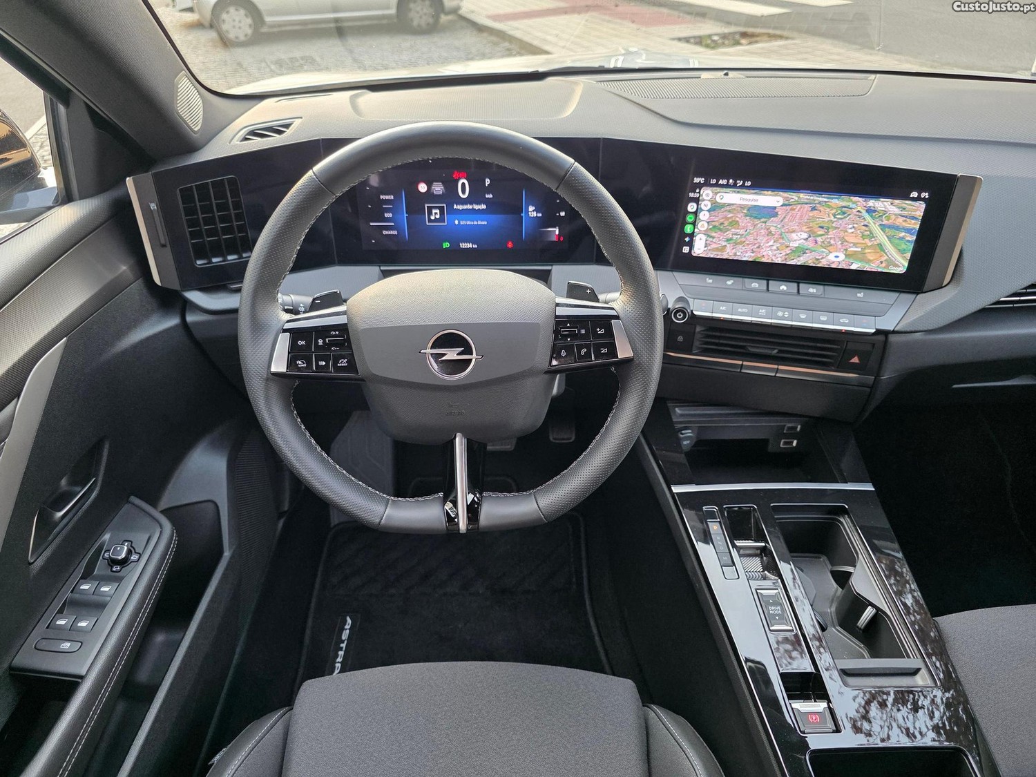 Opel Astra Sports Tourer 1.2 T Hybrid GS eDCT — fotografia 21