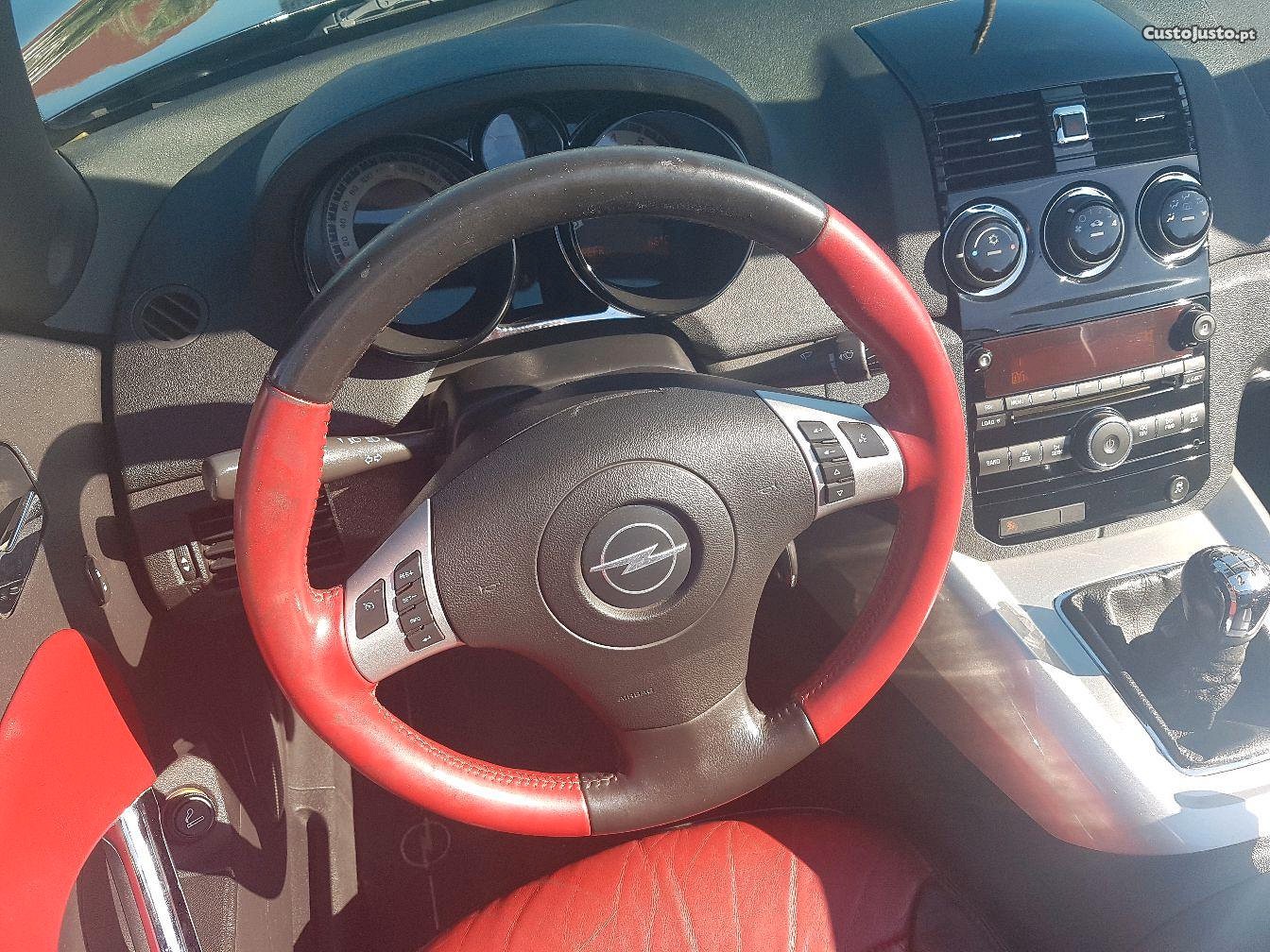 Opel GT 2.0 Turbo — fotografia 5