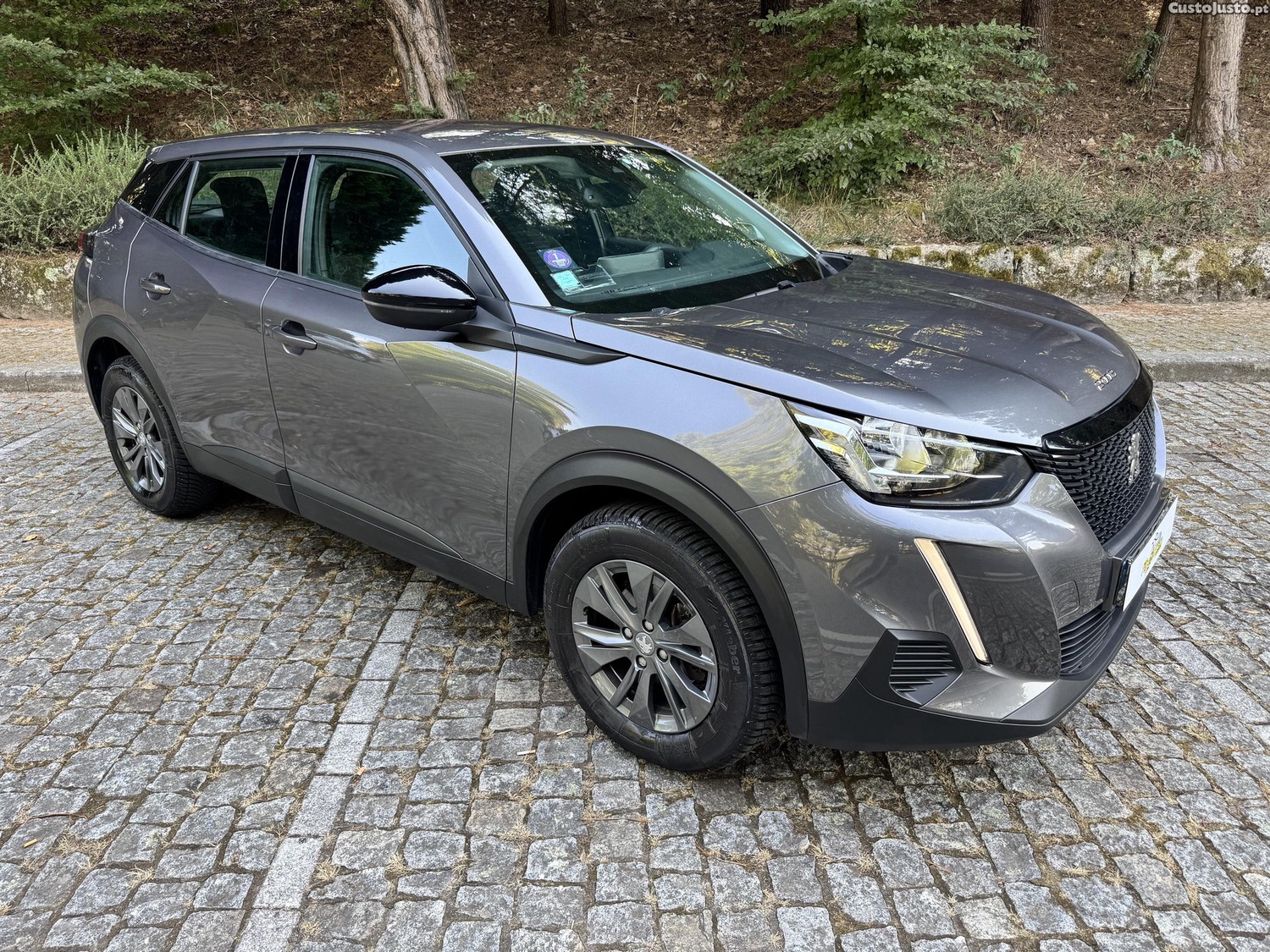 Peugeot 2008 Pure tech — fotografia 10
