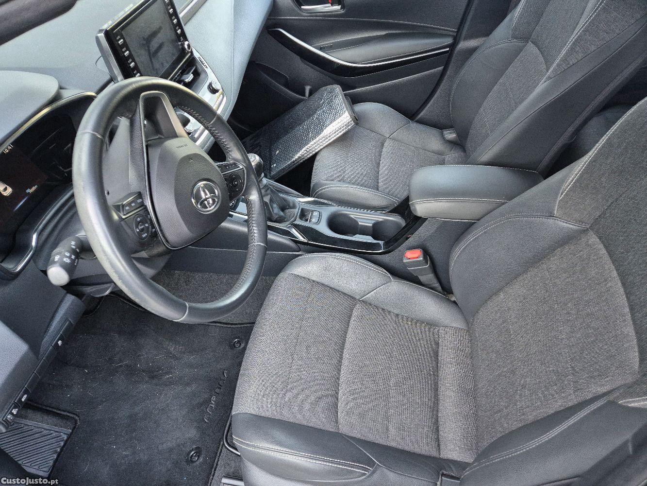 Toyota Corolla 1.2 Turbo 116cv — fotografia 2