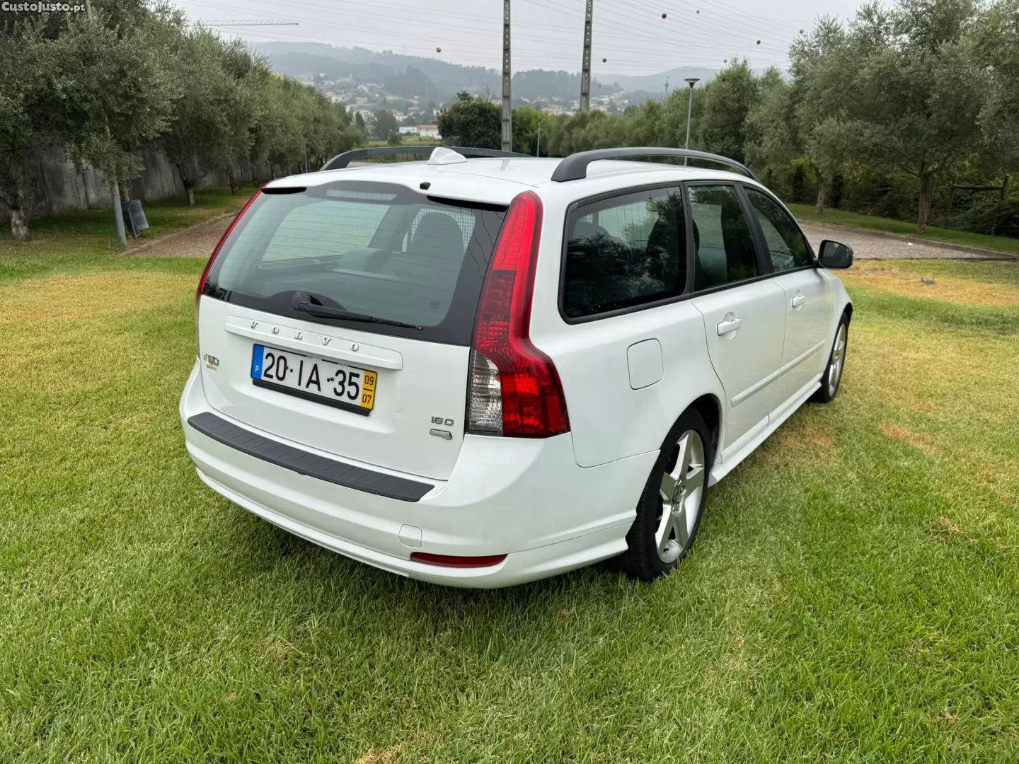 Volvo V50 1.6 d r-design — fotografia 6