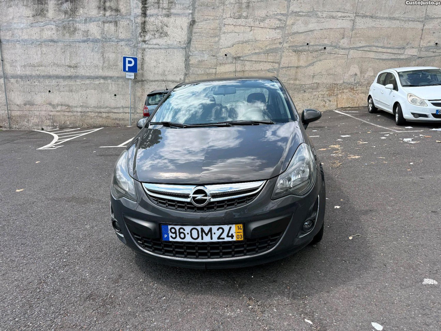 Opel Corsa D 1.2 — fotografia 6