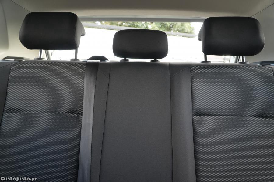 Volkswagen Polo 1.0 Confortline — fotografia 4
