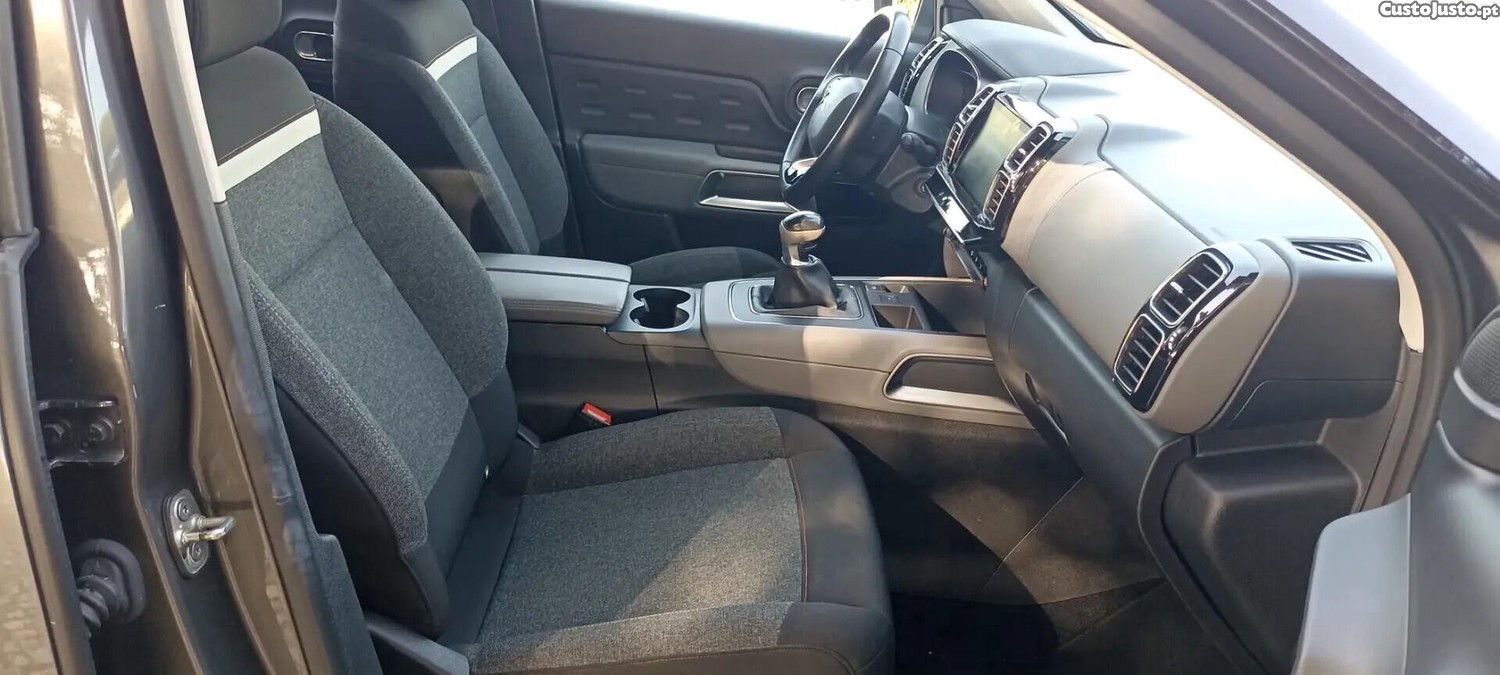 Citroën C5 Aircross BlueHDI 130 S&S LIVE — fotografia 13