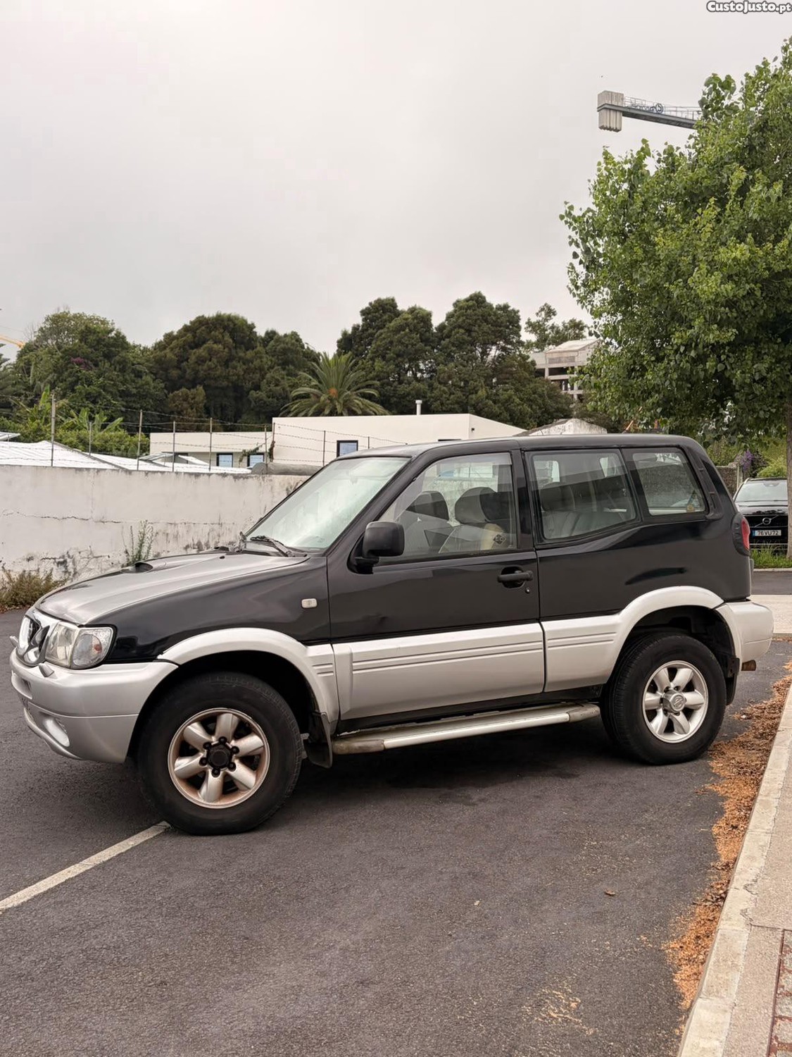 Nissan Terrano 2.7 TDI — fotografia 3