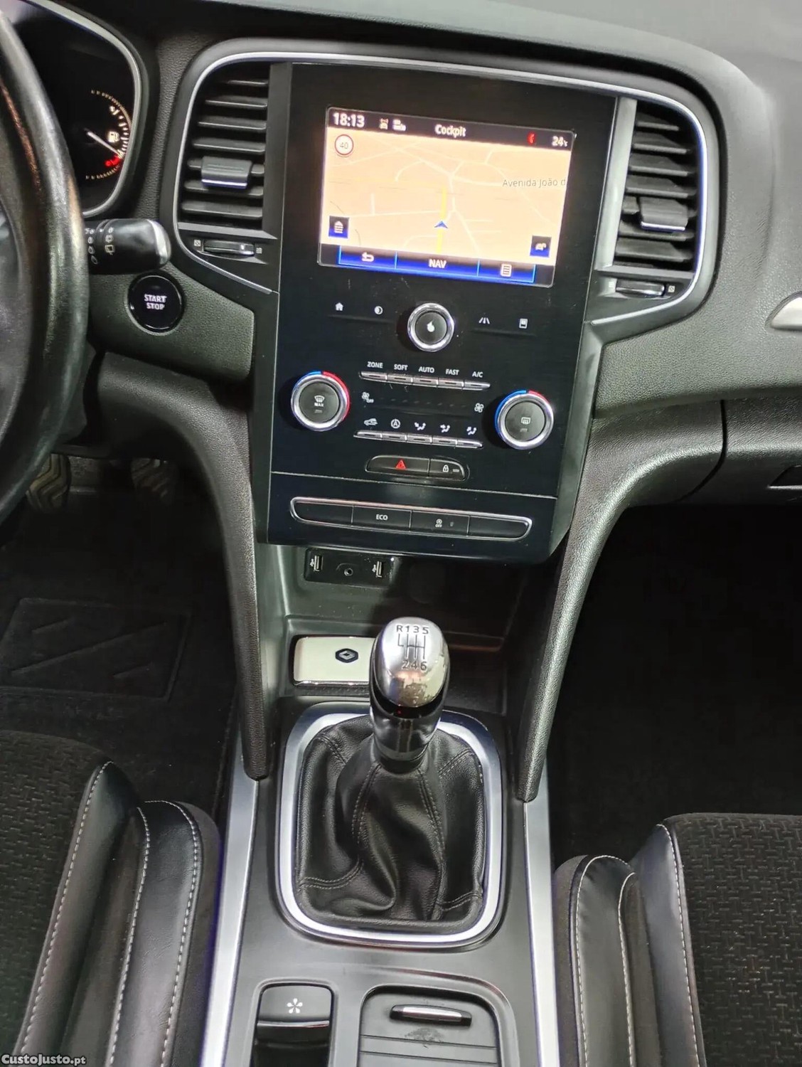 Renault Mégane 1.5 dCi Limited SS — fotografia 8