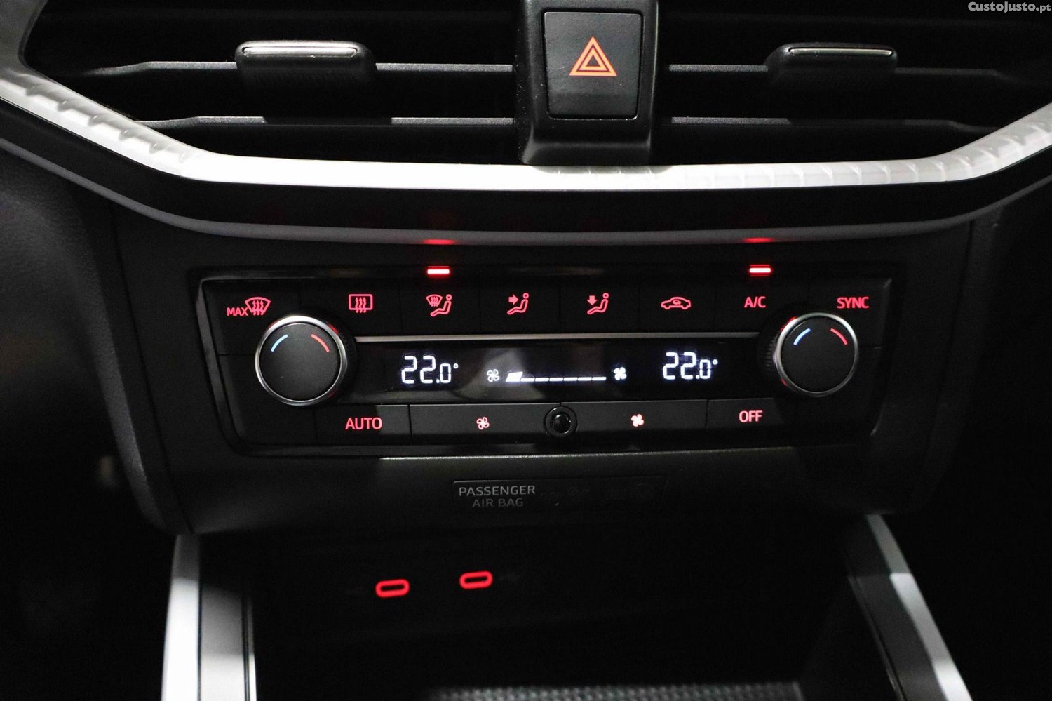 SEAT Arona 1.0 TSI Style — fotografia 22