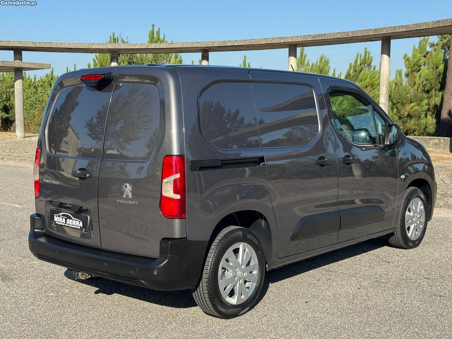 Peugeot Partner 1.5 BlueHDi Asphalt Standard EAT8 — fotografia 17