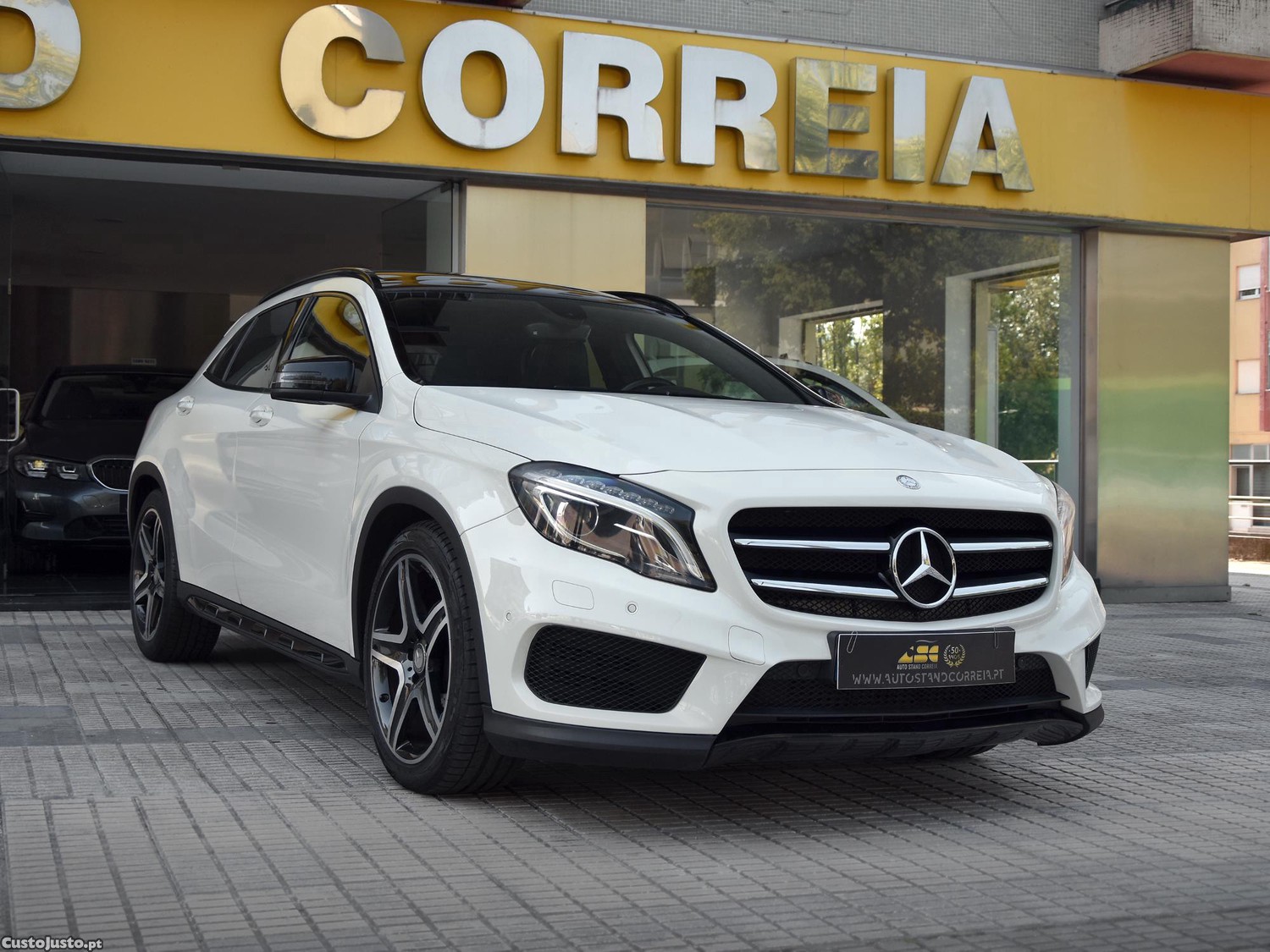 Mercedes-Benz GLA 200 D AMG Automático 141.000km — fotografia 11