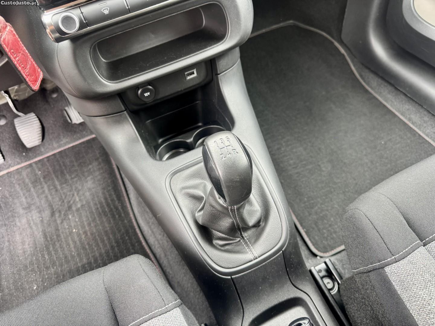 Citroën C3 1.2 PureTech C-Series — fotografia 3